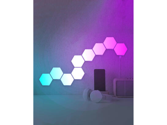 Фото настенный светильник с пультом Goldlux 331458 Maya белый, купить с доставкой на skylight.com.ua